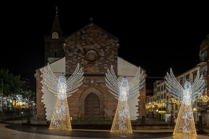 Tuk Tuk Funchal Magic Christmas Lights - Starting near Avenida Sá Carneiro at 7 pm