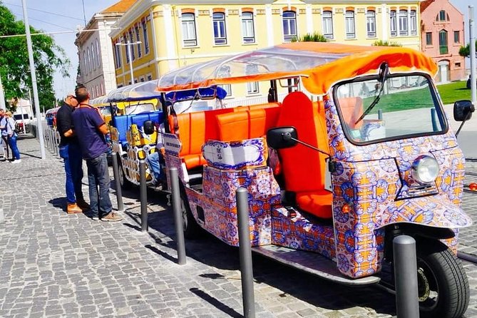 Tuk Tuk Lisboa - Sightseeing Tours - Meeting points and timing deserve attention