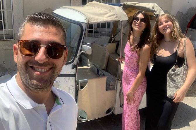 Tuk-Tuk Lisbon Tour 1 - 3hours - Chiado, Santa Justa, and Lisbon’s central districts