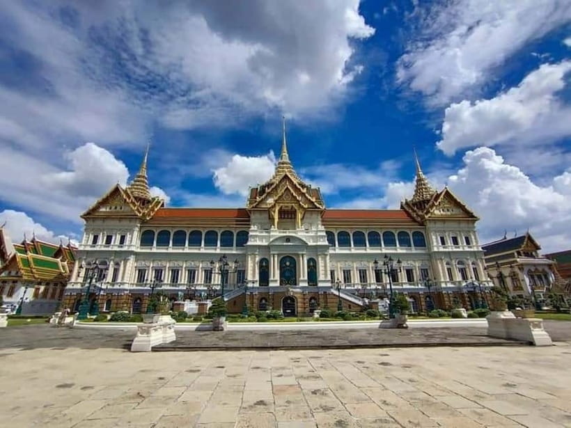 Tuk-Tuk & Longtail Boat : Bangkok Private Tour - Wat Arun and the 200 THB decision