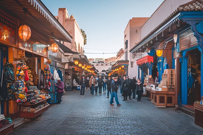 Tuk Tuk Marrakech Private Tour with Pickup - Bahia Palace and its courtyards