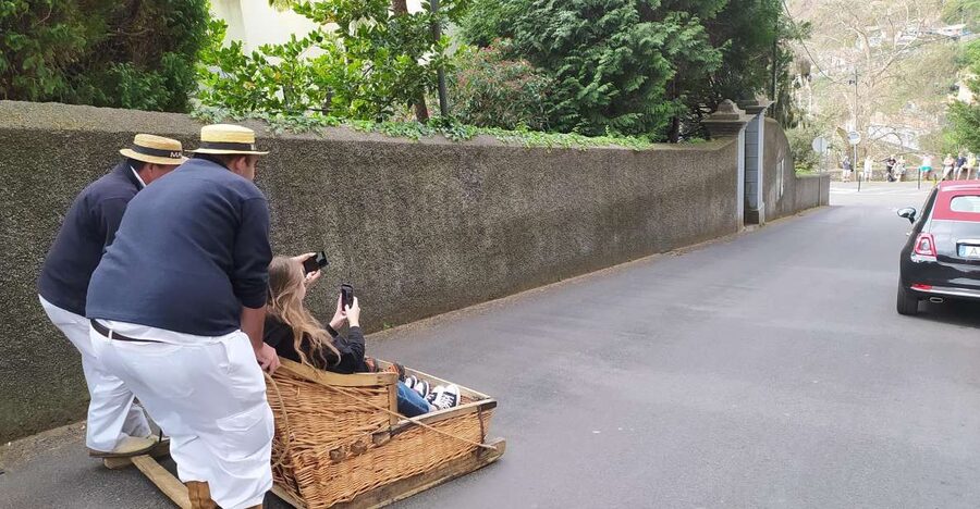 Tuk Tuk Monte Toboggan - Madeira Island - The climb from Funchal to Monte