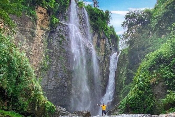 Tuk Tuk Nuwara Eliya Tea Falls Adventure - Ramboda Falls, the wet and wild centerpiece
