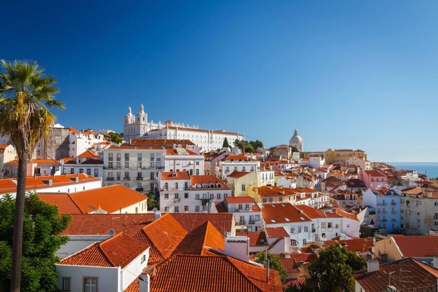 Tuk Tuk Old Lisbon Tour 1,5h - Senhora do Monte gives you the big Lisbon picture