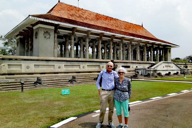 Tuk Tuk Private Safari Tour Exploring Sri Lanka's Capital Colombo - Why a tuk tuk works well in Colombo
