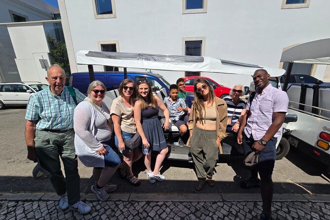 Tuk Tuk's Private Tourist Circuits in Lisbon - Price, group size, and what you receive