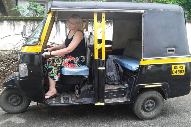 Tuk-Tuk Shopping Tour in Kochi – Spices,Crafts,Silks & Souvenirs - A tuk-tuk introduction to Kochi’s old quarters