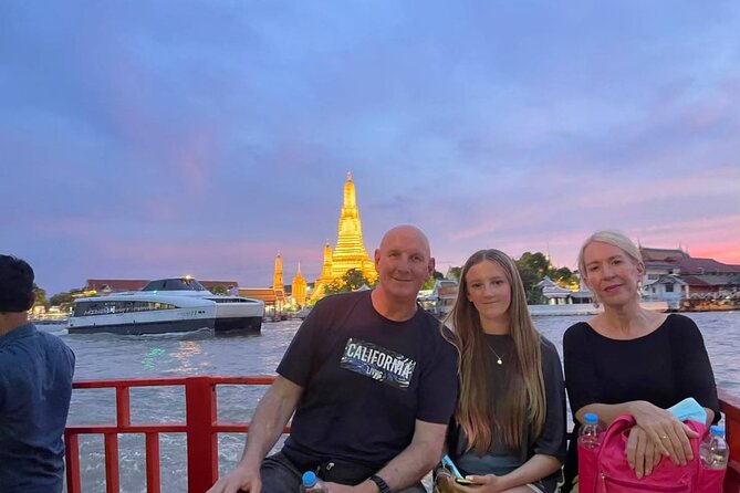Tuk-tuk tour Bangkok by Night with Chinatown meal and hotel transfers - The tuk-tuk ride through Bangkok