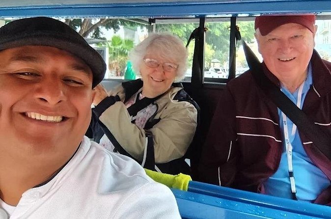 Tuk Tuk Tour in Alicante - Teatro Principal and the climb toward Santa Cruz