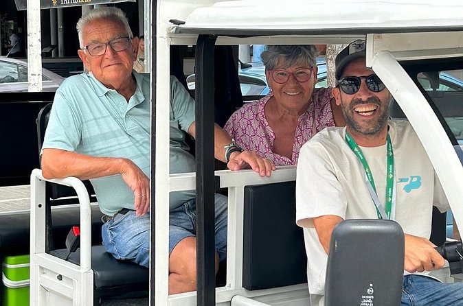 Tuk Tuk Tour in Alicante - Plaza de España, the bullring, and Luceros