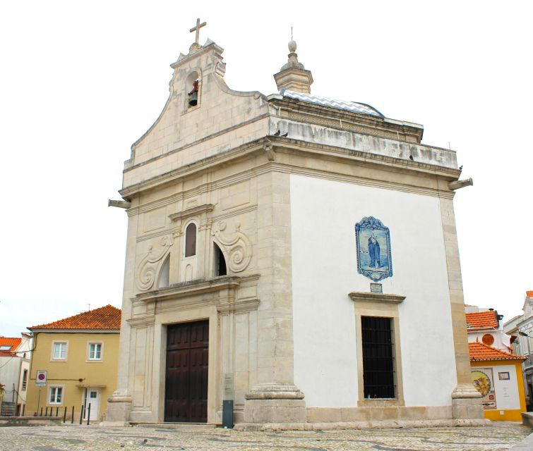 Tuk Tuk Tour in Aveiro - What the guide and group size mean for you