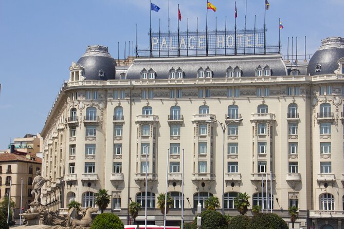 Tuk Tuk Tour Madrid 90 mins - Madrid de los Austrias and Puerta de Alcalá