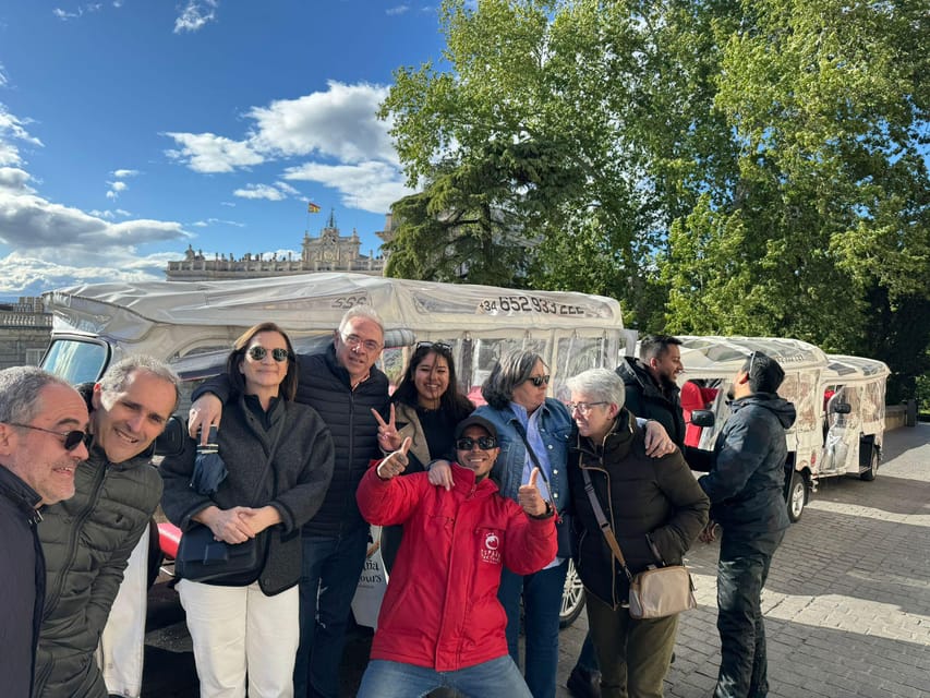 Tuk Tuk Tour with Wine Test in Madrid - How to use the one-to-two-hour format