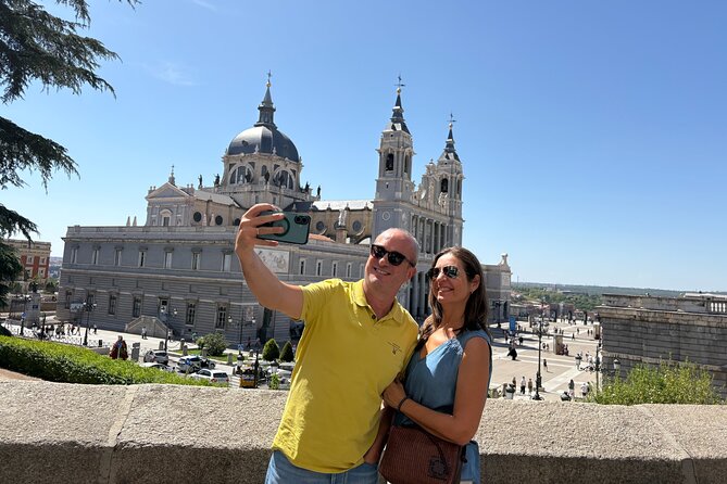 Tuk Tuk Zero Private Tour: The Best of Madrid in 2hrs. 15min. - From the Prado and Atlético Madrid to football’s grandest shrine