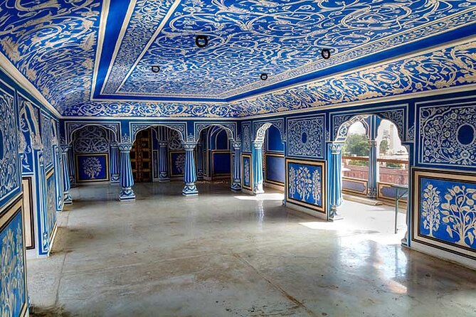 Ultimate Jaipur Tuk Tuk Tour with Pickup - Amber, the major fort and palace stop