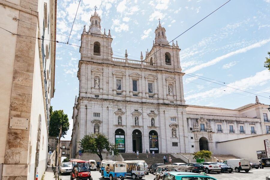 Vadio: Lisbon Old Town Private Tuk Tuk Tour - Key points to know before you book