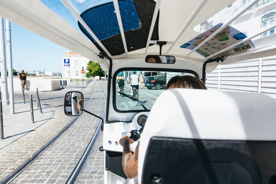 Vadio: Lisbon Old Town Private Tuk Tuk Tour - Comfort, safety, and who should skip it