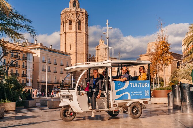 Valencia by Tuk Tuk i: Private tour 1 or 2 hours explore the city - Price, timing, and practical value