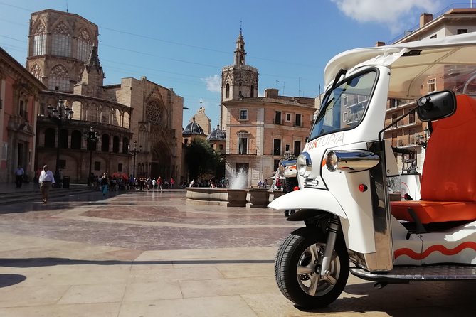 Valencia: Tuk Tuk Full City Tour - Cathedral, Basilica, and the Apostles’ Gate