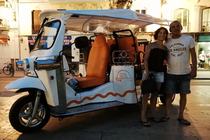 Valencia: Tuk Tuk Historical Tour - Entering Valencia’s Old Town lanes