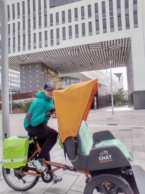 Vienna: Tour RAXI (electric rickshaw) 3 hours in Vienna - Hundertwasser House and Vienna’s playful modern side