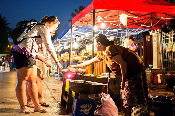 Vientiane Cuisine & Culture: The Hungry Tuk Tuk - Drinks, sweets, and the downtown evening stop
