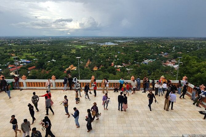 Visit Phnom Udong and Silk Island by Khmer Traditional Tuk-Tuk - Silk farming and the slower final stretch