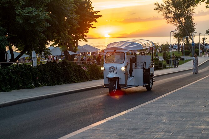 Zadar: Sunset Panorama Tour with Eco Tuk Tuk - Široka ulica and the ride back